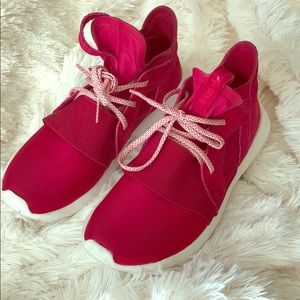 Adidas Tubular Sneakers
